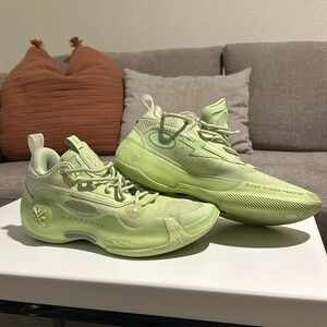 Men’s Way of Wade 10 Low “Avocado”